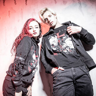 Black Blood / Ontdek het nu!